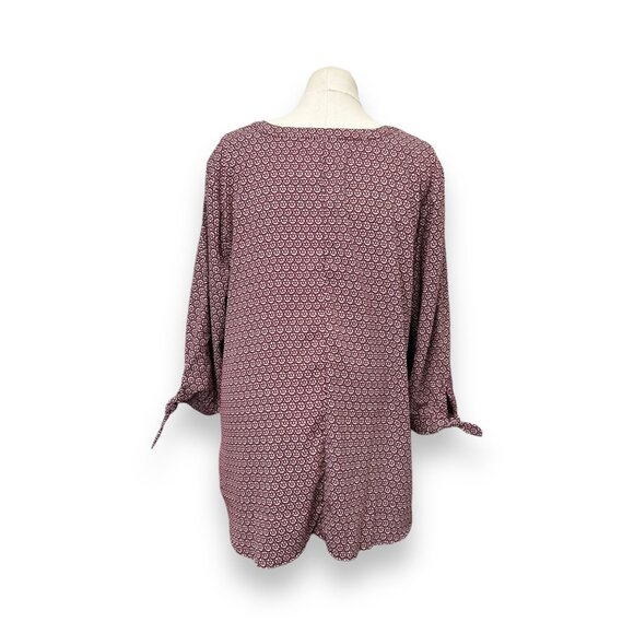 Catherines Women's Plus Size Georgette Buttonfront Tie Sleeve Cafe Blouse 2X - Picture 3 of 9